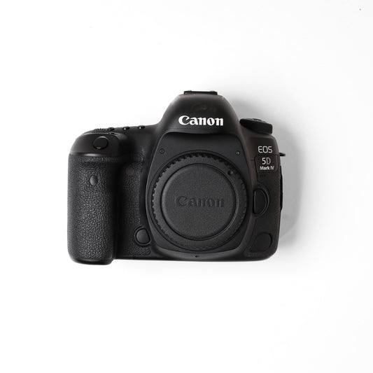[Very Good] - Canon EOS 5D Mark IV