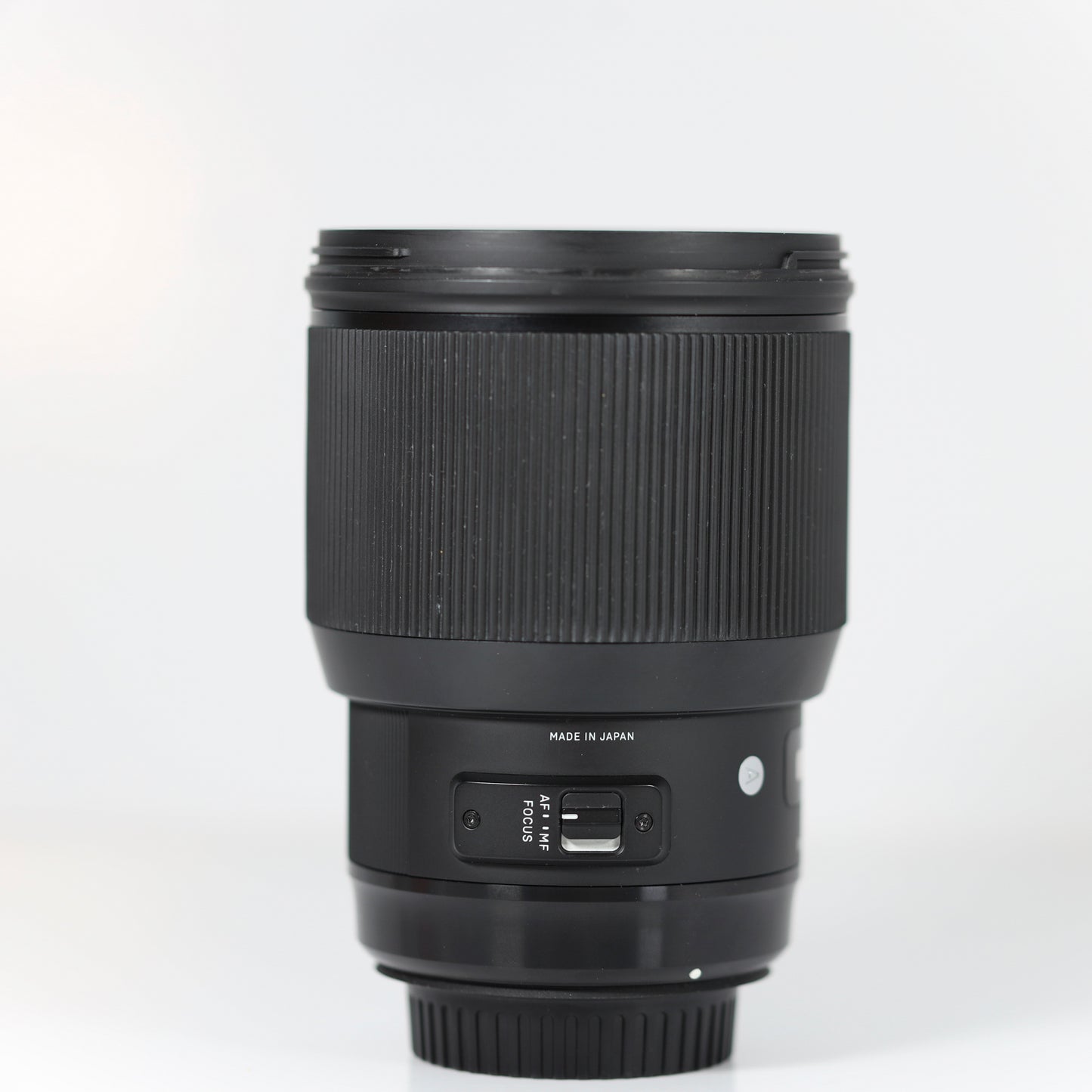 Sigma 85mm f/1.4 Lens