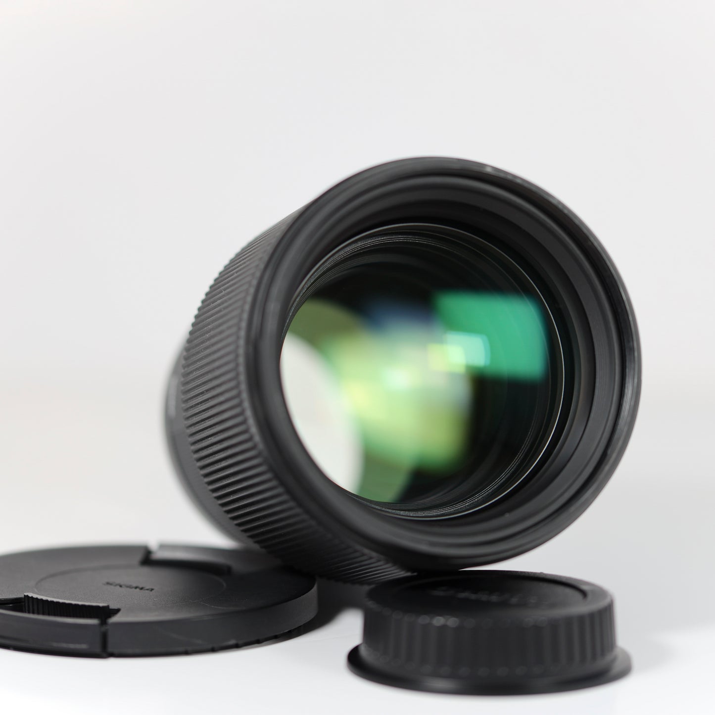 Sigma 85mm f/1.4 Lens